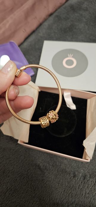 Гривна Пандора позлатена с розово злато с 2 талисмана