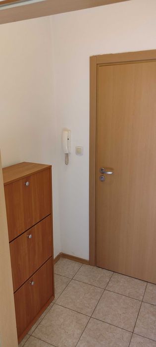 Продава Апартамент