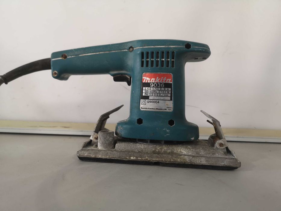 Виброшлайф - Makita 180W