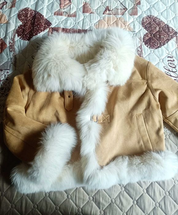 Дамско яке с естествен пух
