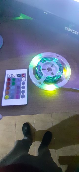 Banda LED 10 metri, ambianță TV, camera