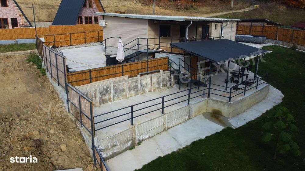 Casă de vânzare în Curtea de Argeș, strada Anghelești.