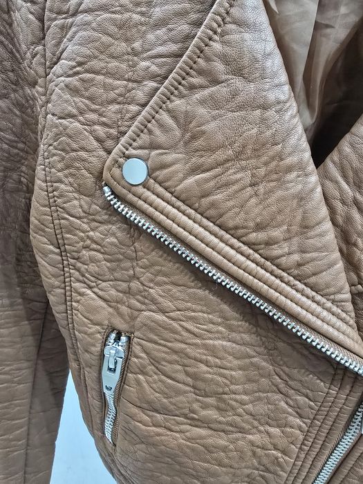 Яке от еко кожа Н&М