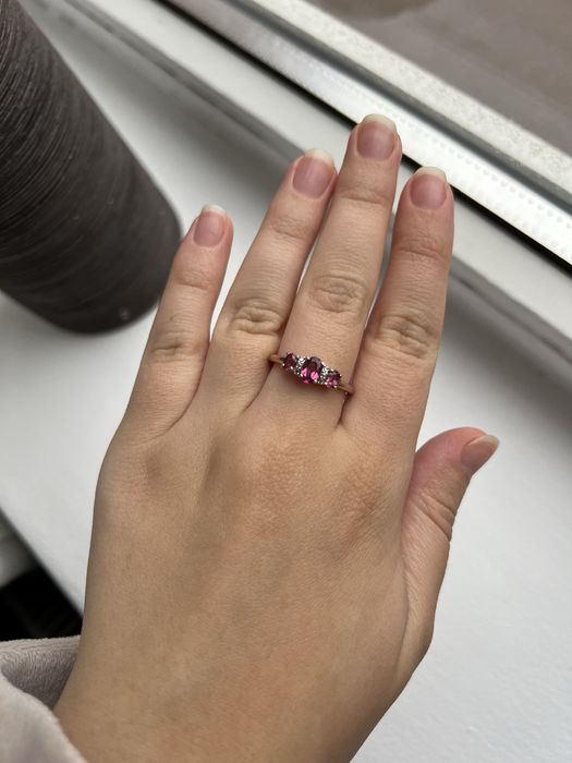 Set cu pietre naturale de rodolit