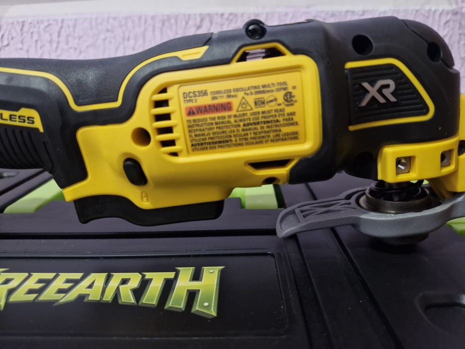 Мультитул (ренаватор) Dewalt dcs 356 b
