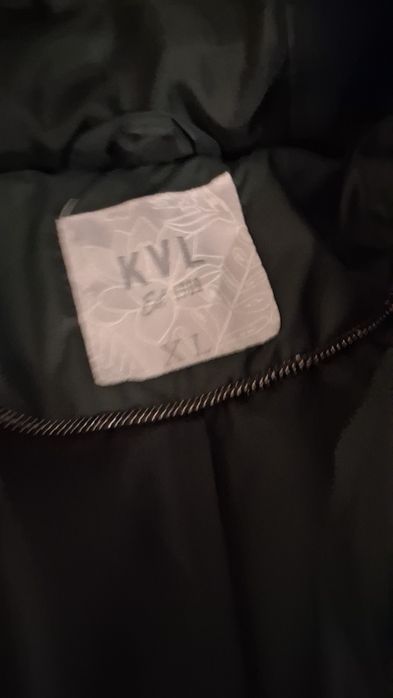 Дамско зимно яке