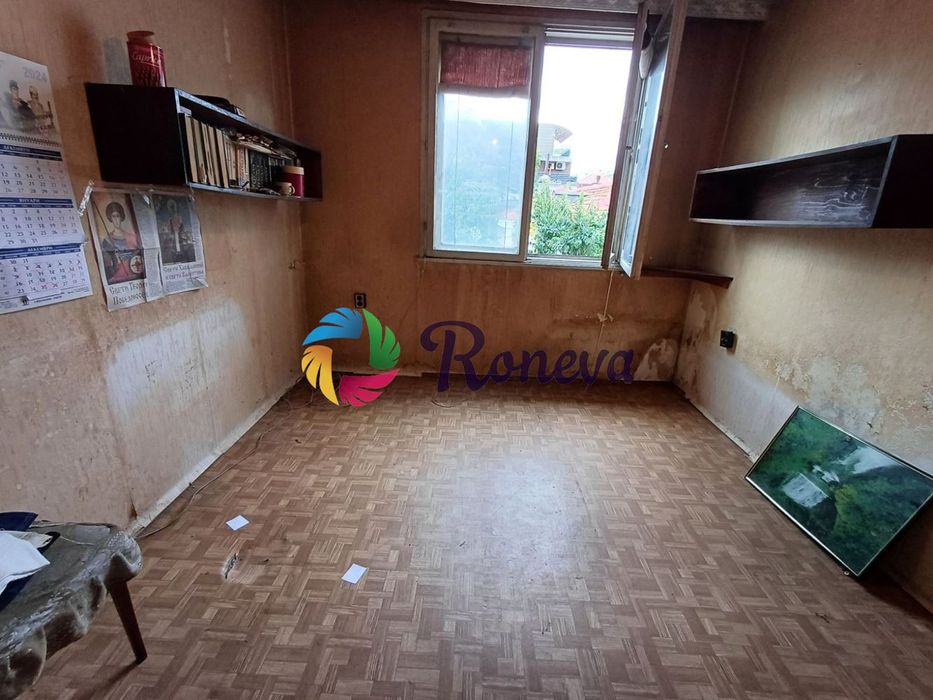 Продава се Тристаен апартамент в Варна, Централна поща - 88 кв.м за 2216 €/кв.м - Снимка #4