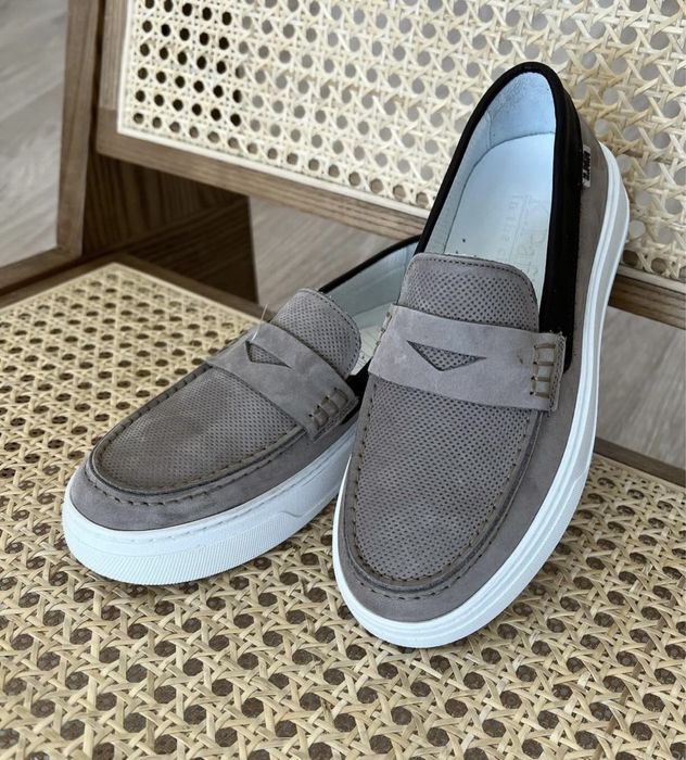 Продам стильные лоферы на мальчика Tiflant