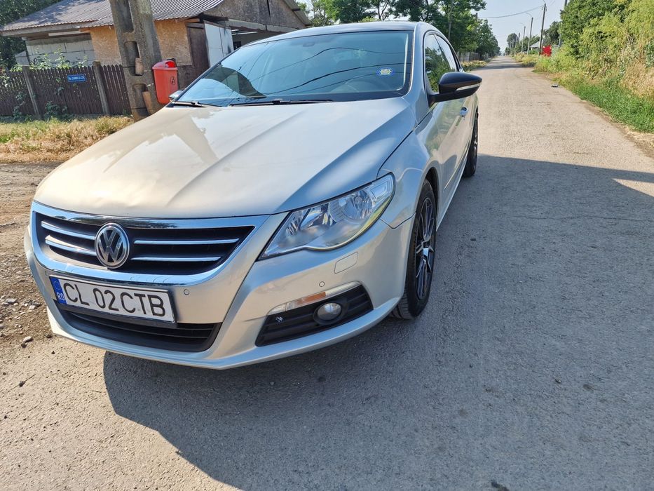 VOLKSWAGEN Passat CC