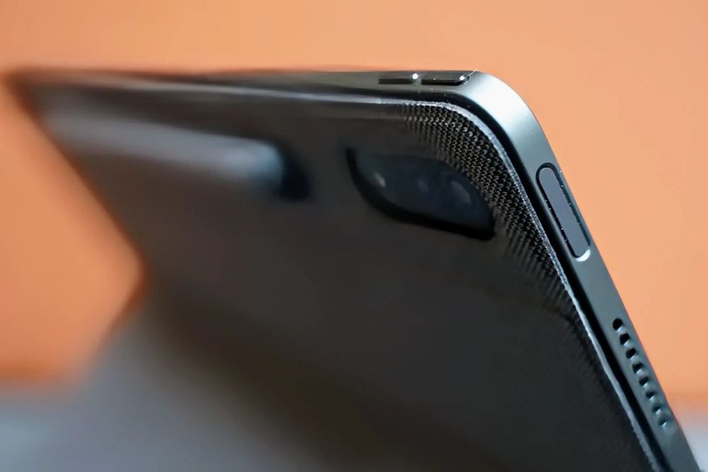 Lenovo tab p12 pro 5g 1 ТБ карта, клавиатура, писалка, калъф, гаранция