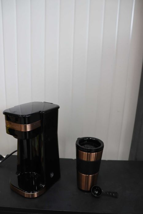 Кафемашина Bestron, изолирана чаша, смляно филтърно кафе, къмпинг,750W