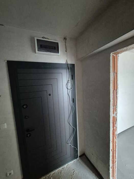 Продава се Двустаен апартамент в София, Банишора - 56 кв.м за 1303 €/кв.м - Снимка #1