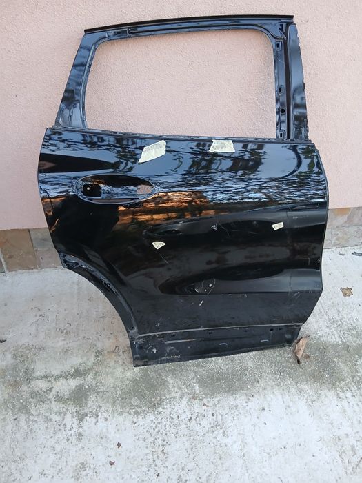 Врата задна дясна mercedes Gla w247