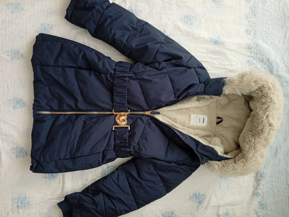 Продавам зимно яке за момиче