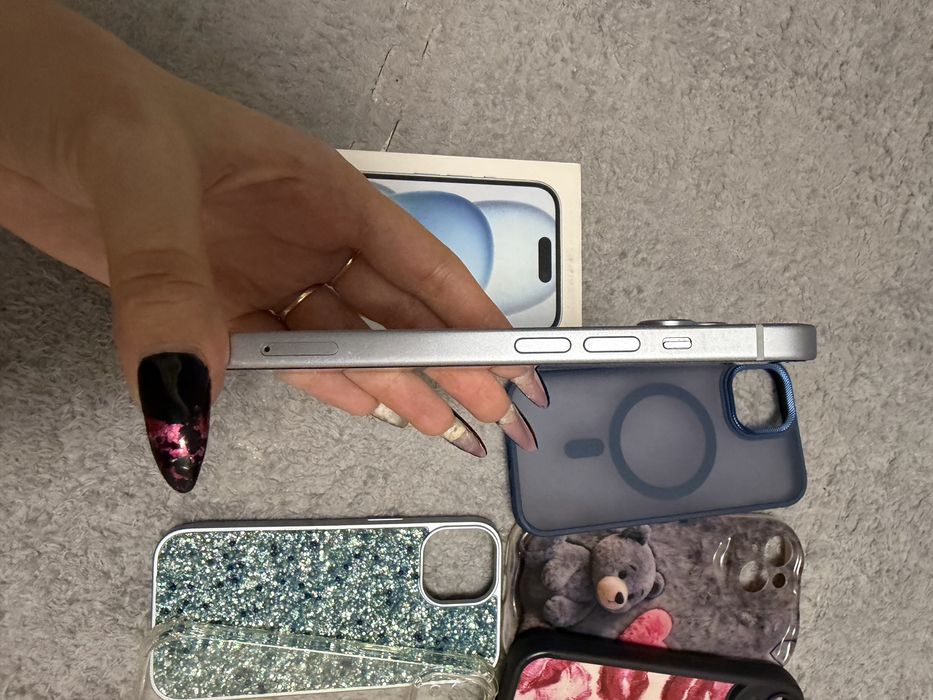 IPhone 15 на 128 гб