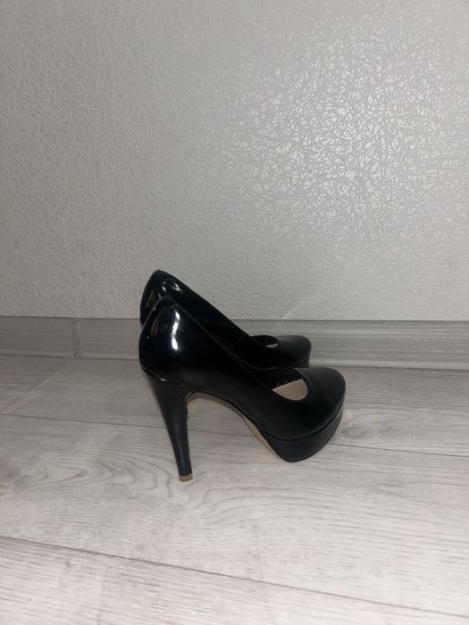 Продам туфли ALDO 36 размер