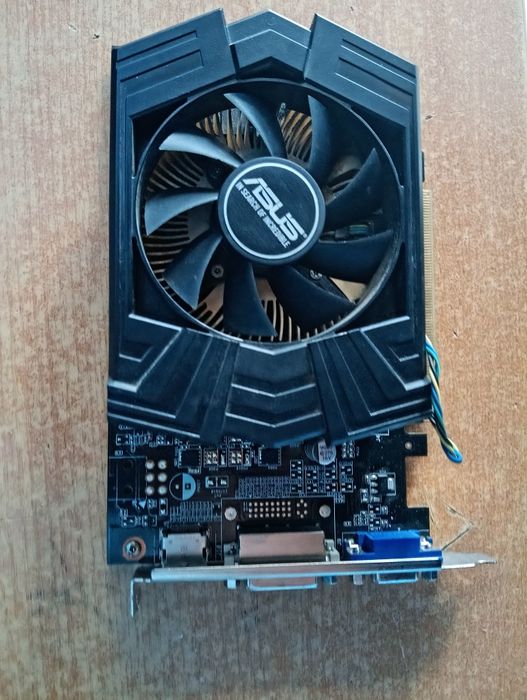 GTX 750 1gb gddr5