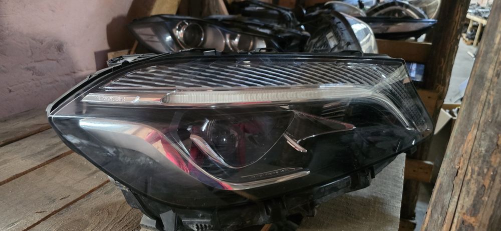 Фарове Mercedes A класа W176