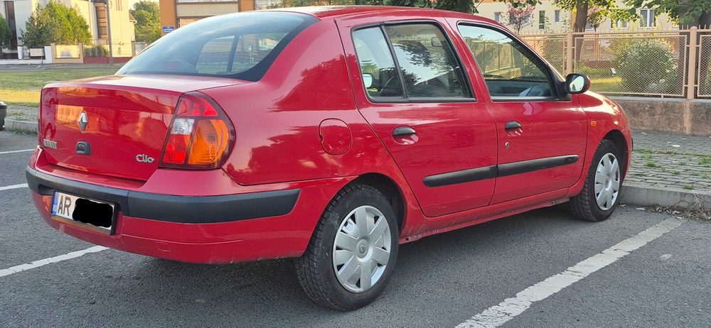 Renault CLIO 1.4 Benzina 2004