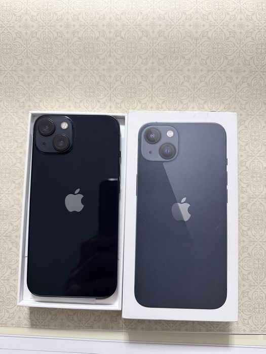 Продам Айфон 13