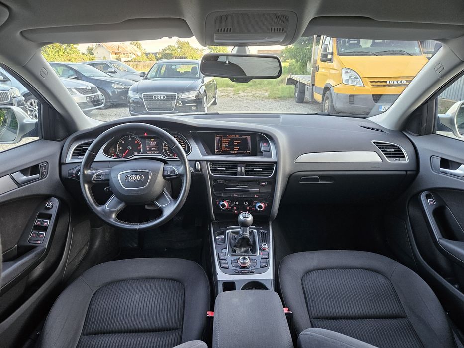 Audi A4 B8.5 ~ 2012/ 2.0d 143 Cp/Navi/Xenon/Led/2xClimatronic/Scaune incalzite!!Cash sau Rate!!!
