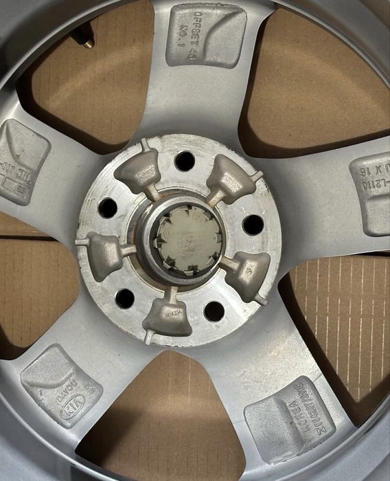Kia k 5 диски оригинал R 16