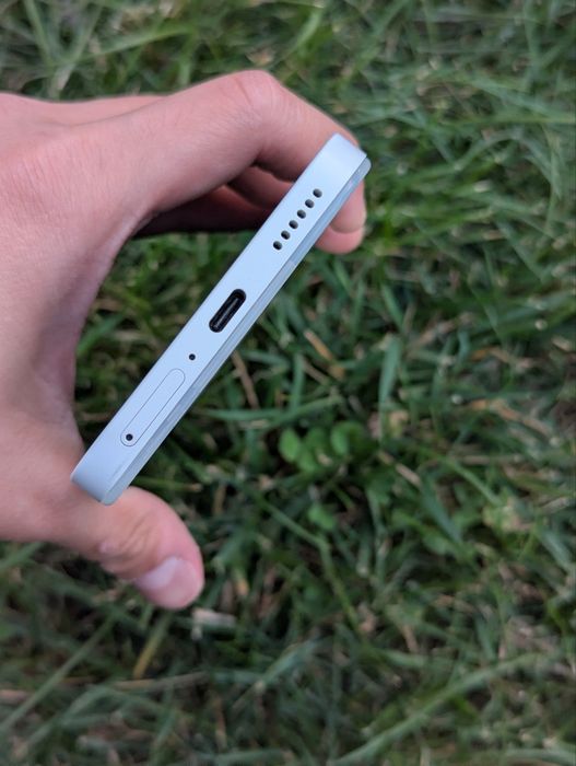 Nothing phone        ,