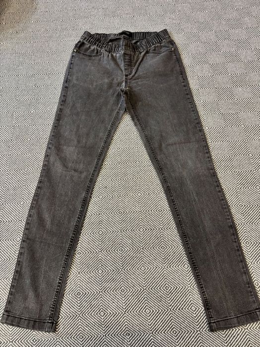 Джинсы черные Чибо б/у на резинке