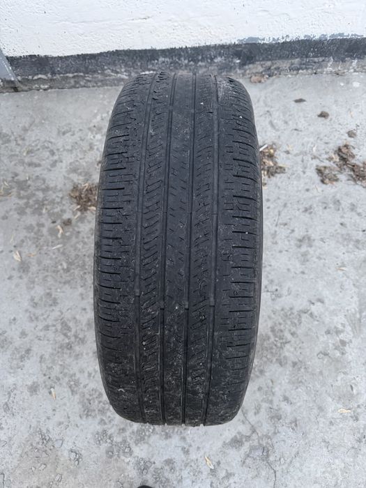 Продам летние шины на 19