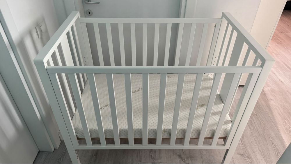 Patut Erbesi Mini Molly pachet complet cu lenjerie perna pilota aparatori