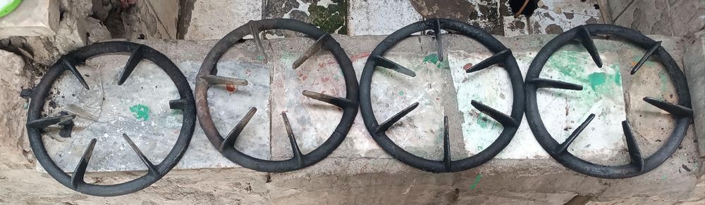 Зап.части от 4 конфорочной газ.плиты