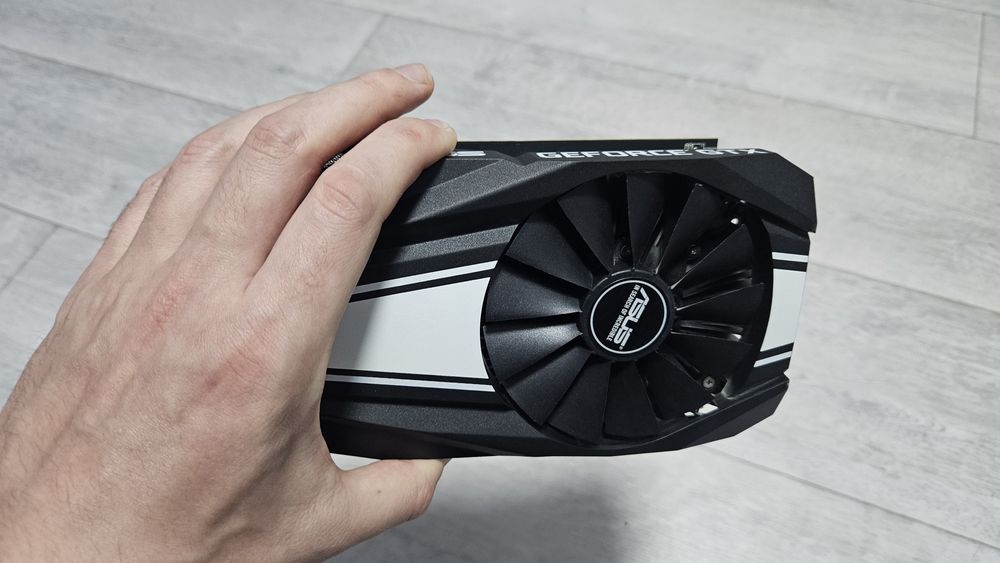 Продам видеокарту