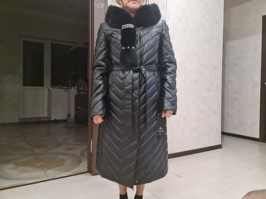 Продам зимние кожанные куртку