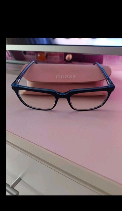 Диоптрични очила Guess