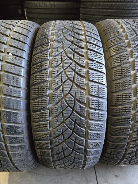 235/50/20 GOODYEAR 4бр
