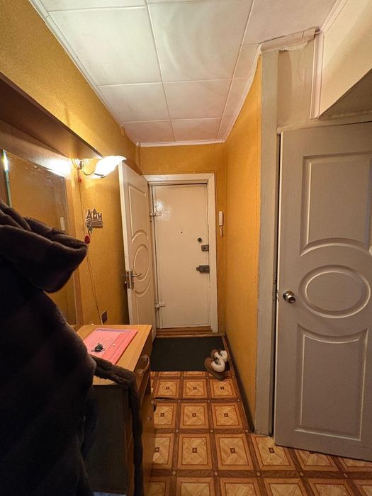 Продам 2х квартиру район уюта