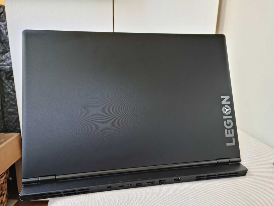 Lenovo Legion Y540-17IRH Lenovo Legion intel i7 GTX 1660 Ti 16GB RAM
