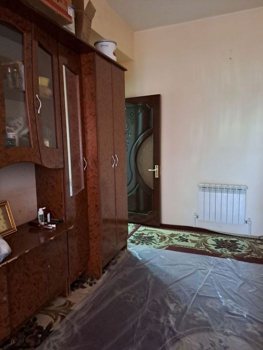 1 xonali kvartira sotiladi 5-Etaj 45kvadrat