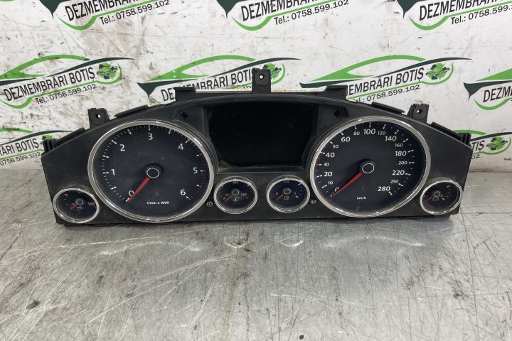 Ceasuri bord 1030052132 / 1 030 052 132 Volkswagen VW Touareg generat