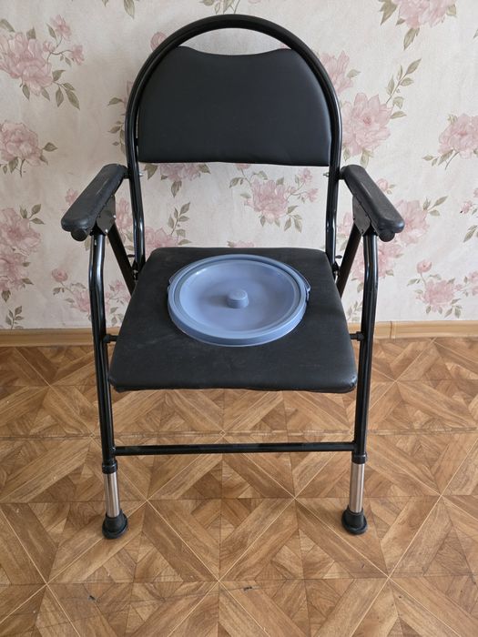 Продам био туалет.