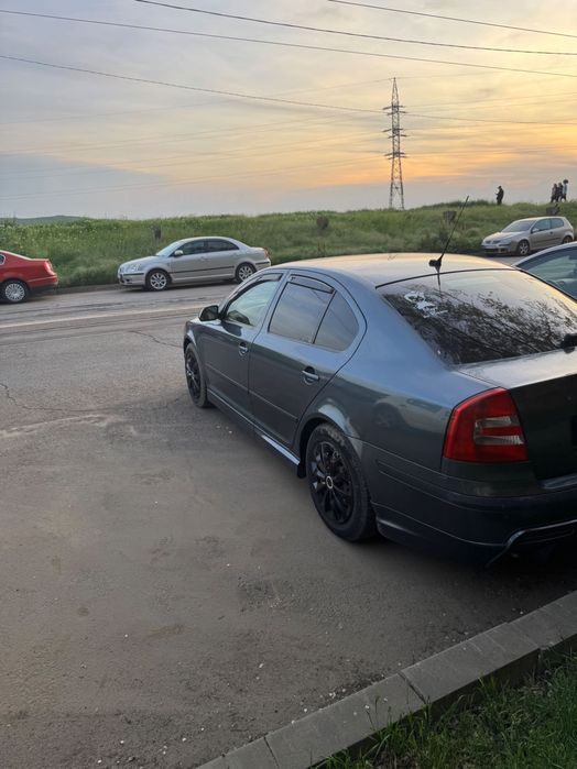 Vand skoda octavia 2/2.0 tdi an fabricatie 2004