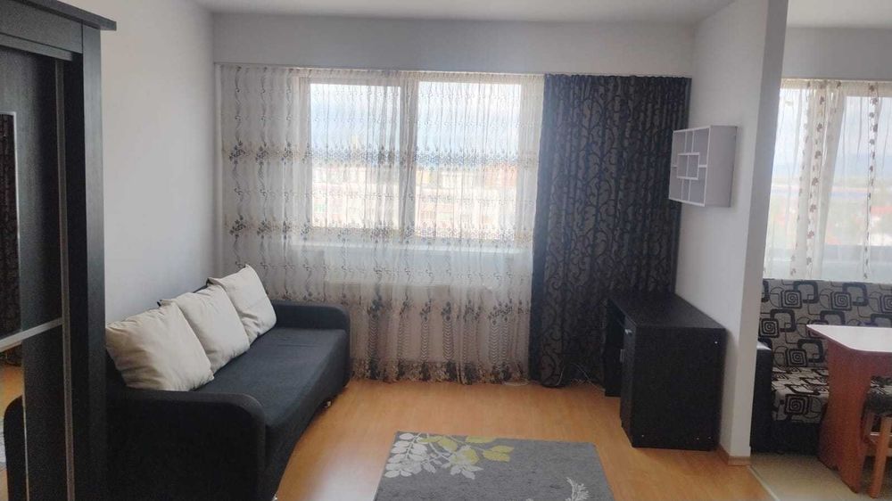 Proprietar, închiriez garsoniera tip studio