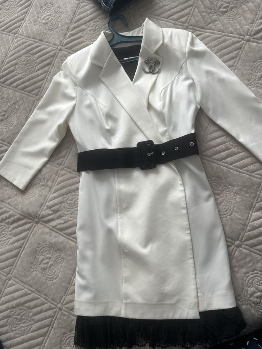 Женская одежда, платье