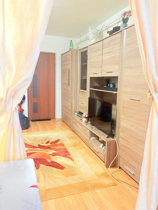 Vând garsoniera  mobilata și utilată