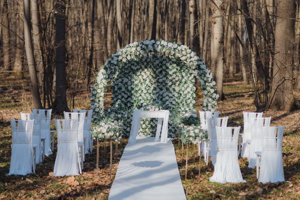 Aranjamente florare/ panou foto/ masuta/stalpisori