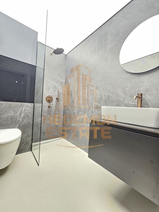 Продава се Тристаен апартамент в Варна, Център - 106 кв.м за 1683 €/кв.м - Снимка #9