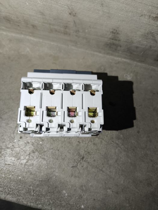 Siguranță automată modulară  50A trifazată.