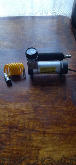 Насос для автомобиля