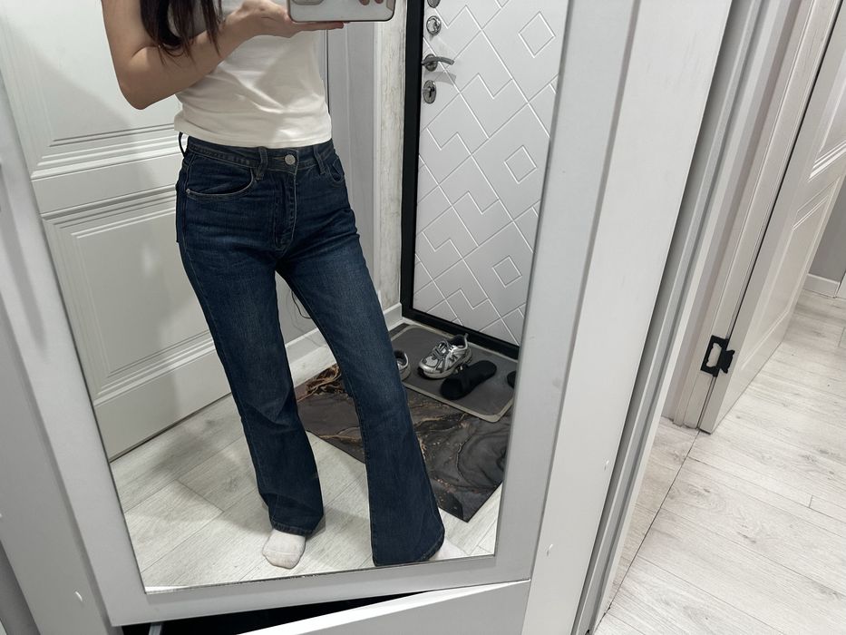 джинсы женский манго