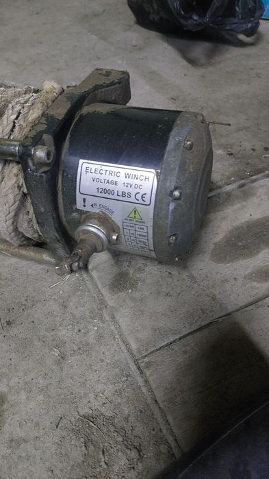 Ленд крузер 80 болшектенеди.